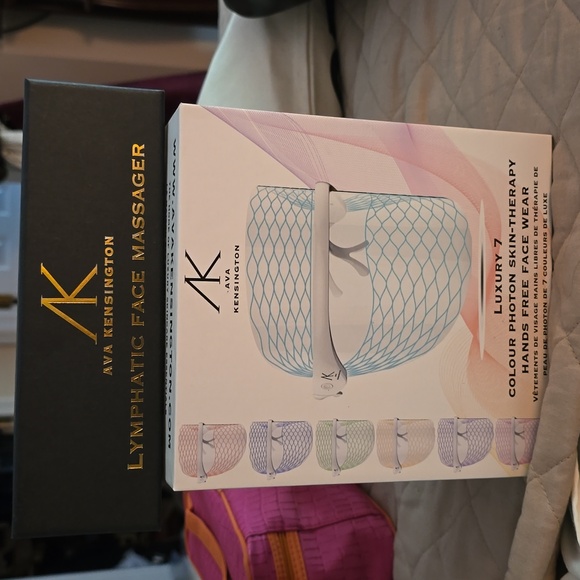 Ava Kensington Bundle for face - Picture 8 of 8